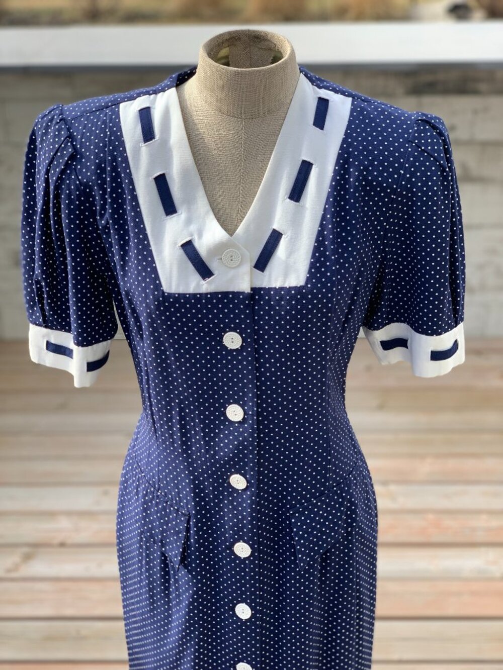 Vintage Polka Dot Shirtwaist Dress S/M Navy White Button Modest Rockabilly Pinup - Picture 2 of 16